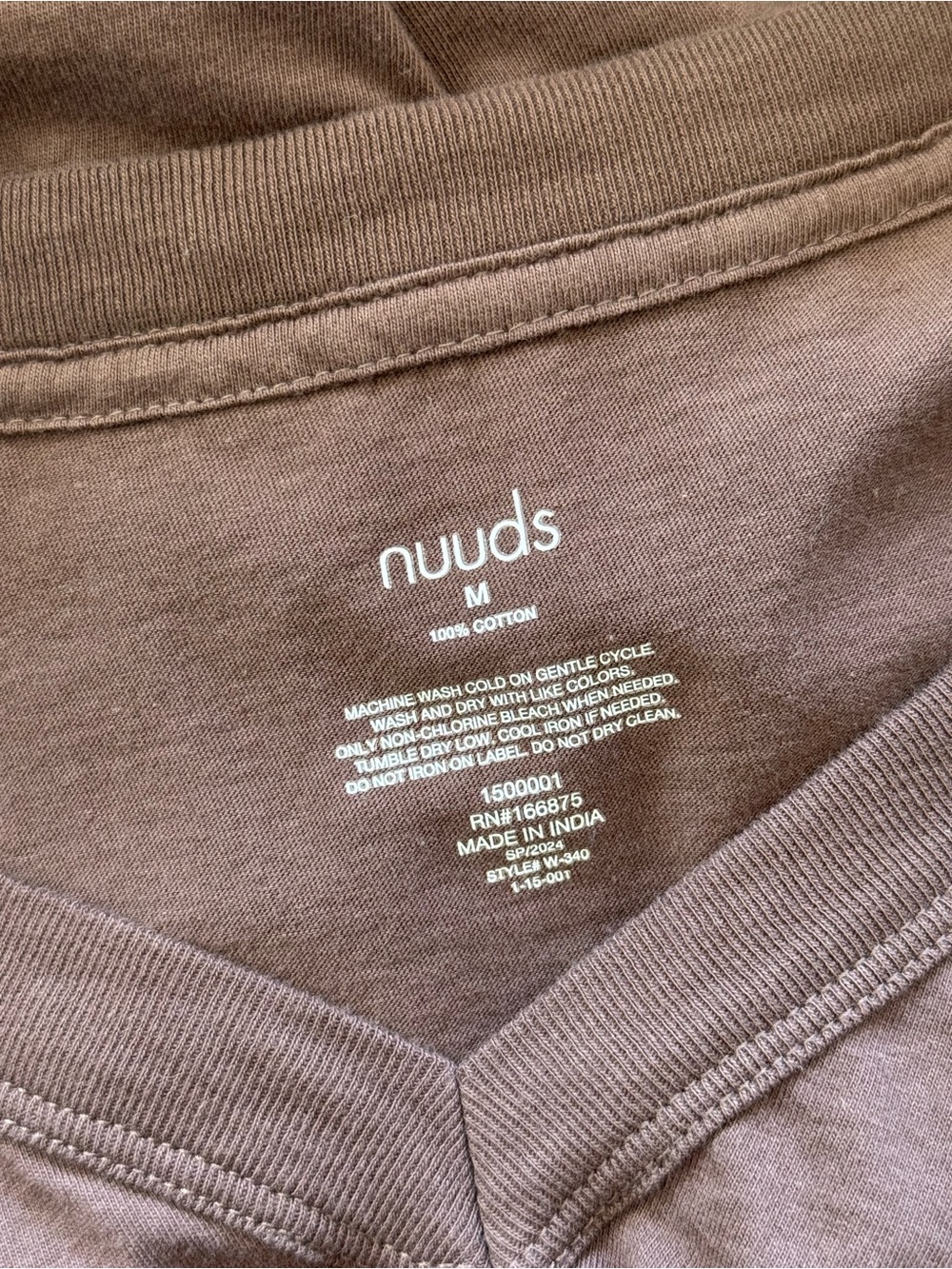 Nuuds Boxy V-Neck Tee : Medium - Picture 5 of 5